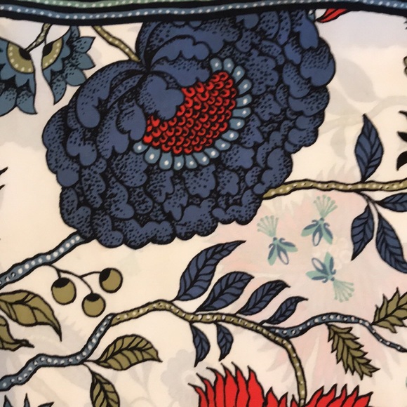 Loft blouse - Picture 2 of 3